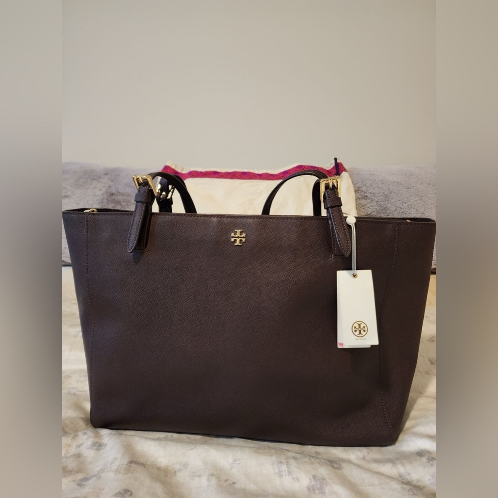New Tory Burch leather tote
